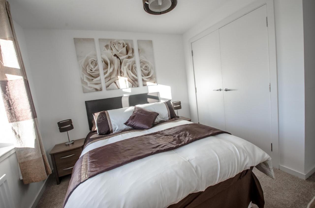 Orange Apartments Polmuir Gardens Only 7 Minutes To City Centre Aberdeen Exterior photo